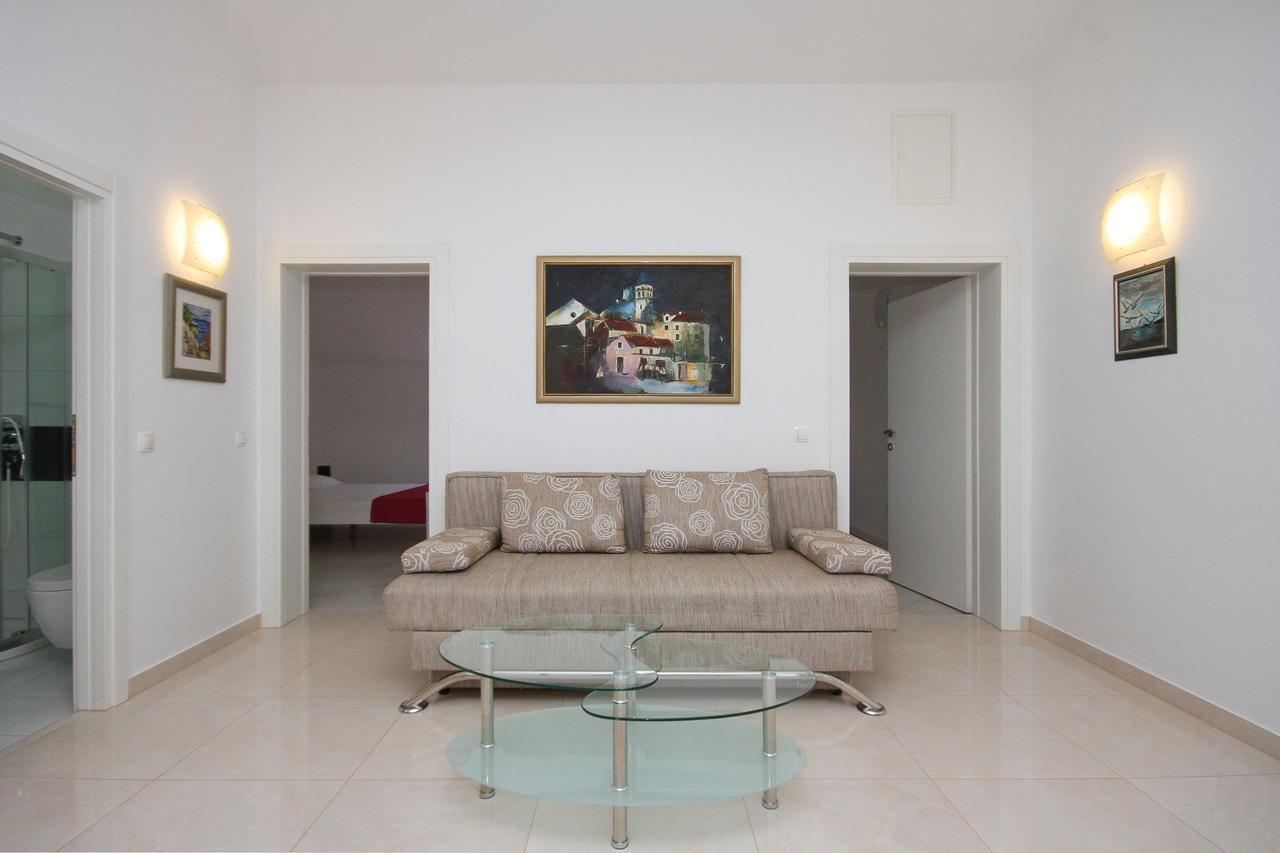 Villa Natalie Omiš Exteriér fotografie