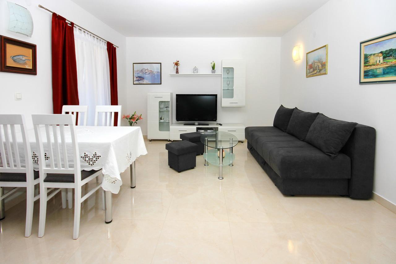 Villa Natalie Omiš Exteriér fotografie