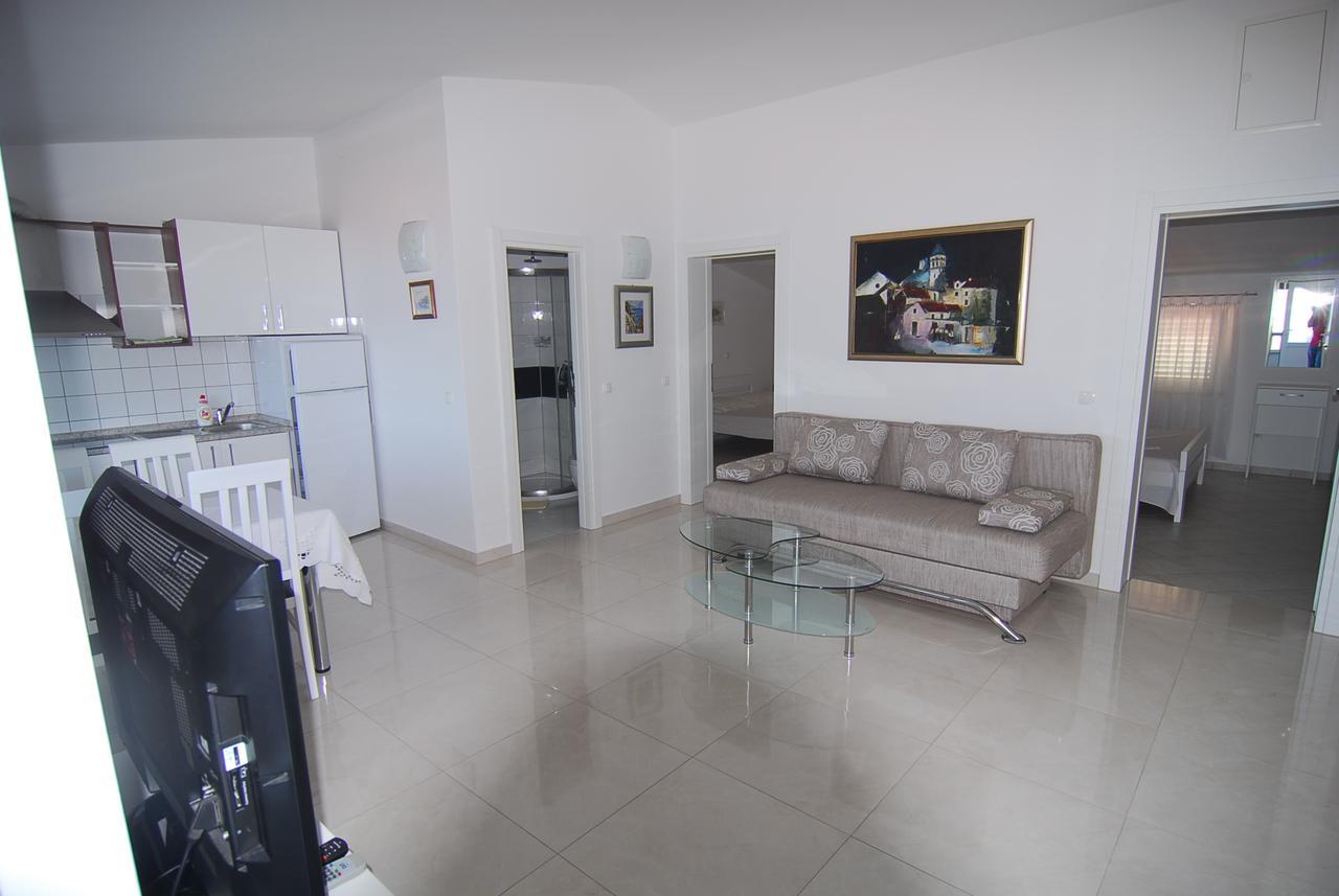 Villa Natalie Omiš Exteriér fotografie