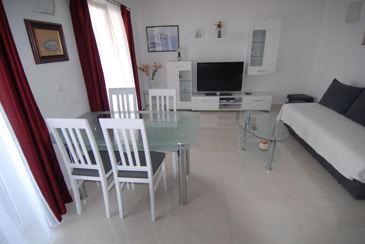 Villa Natalie Omiš Exteriér fotografie